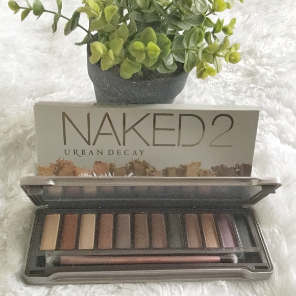 Urban Decay Other - HOST PICK Urban Decay Naked2 Palette NIB